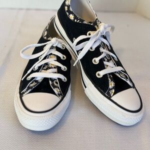 Converse All Star Daisy Floral Low Tops Size 6